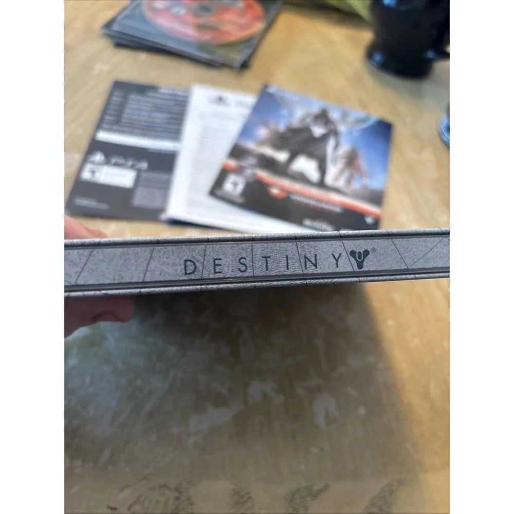 Destiny PlayStation 4 PS4 Game Steelbook Excellent Condition